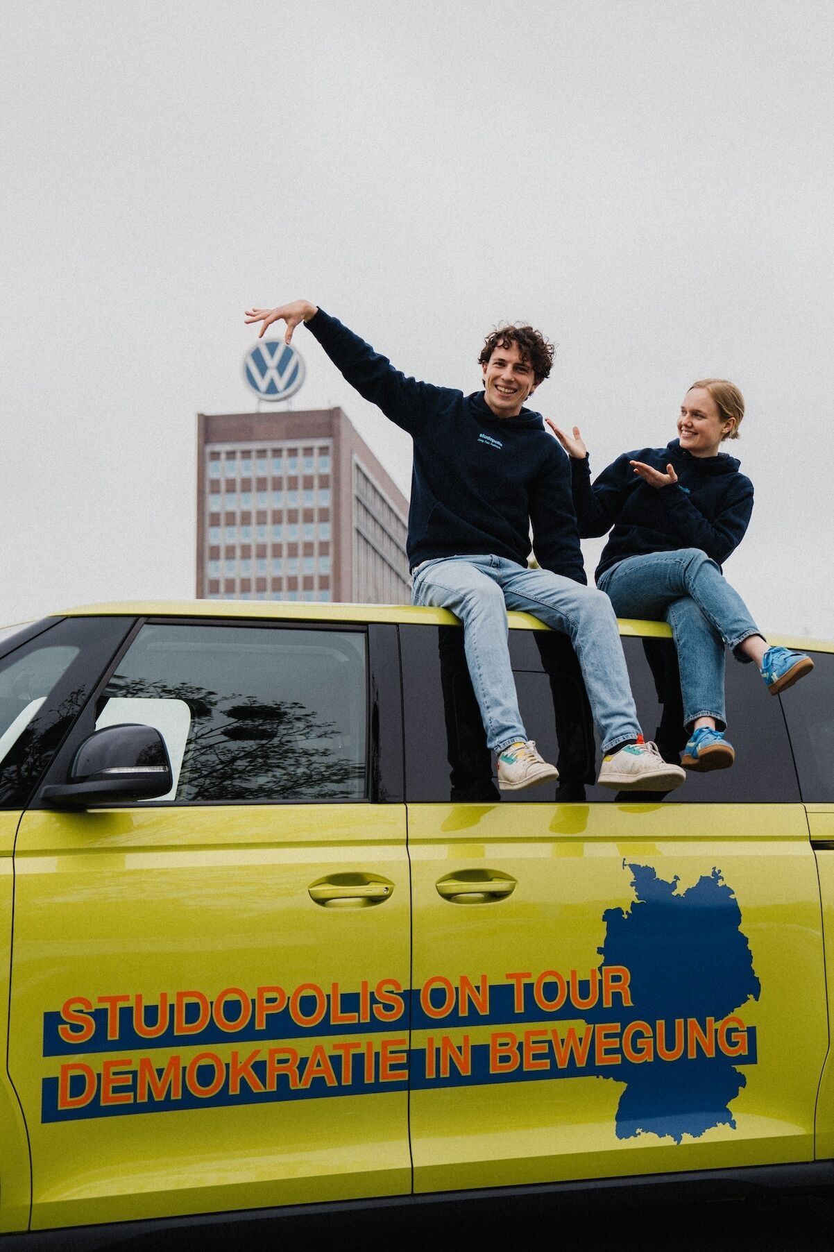 Volkswagen Group begleitet STUDOPOLIS e.V.: Gemeinsam unterwegs für die Demokratie