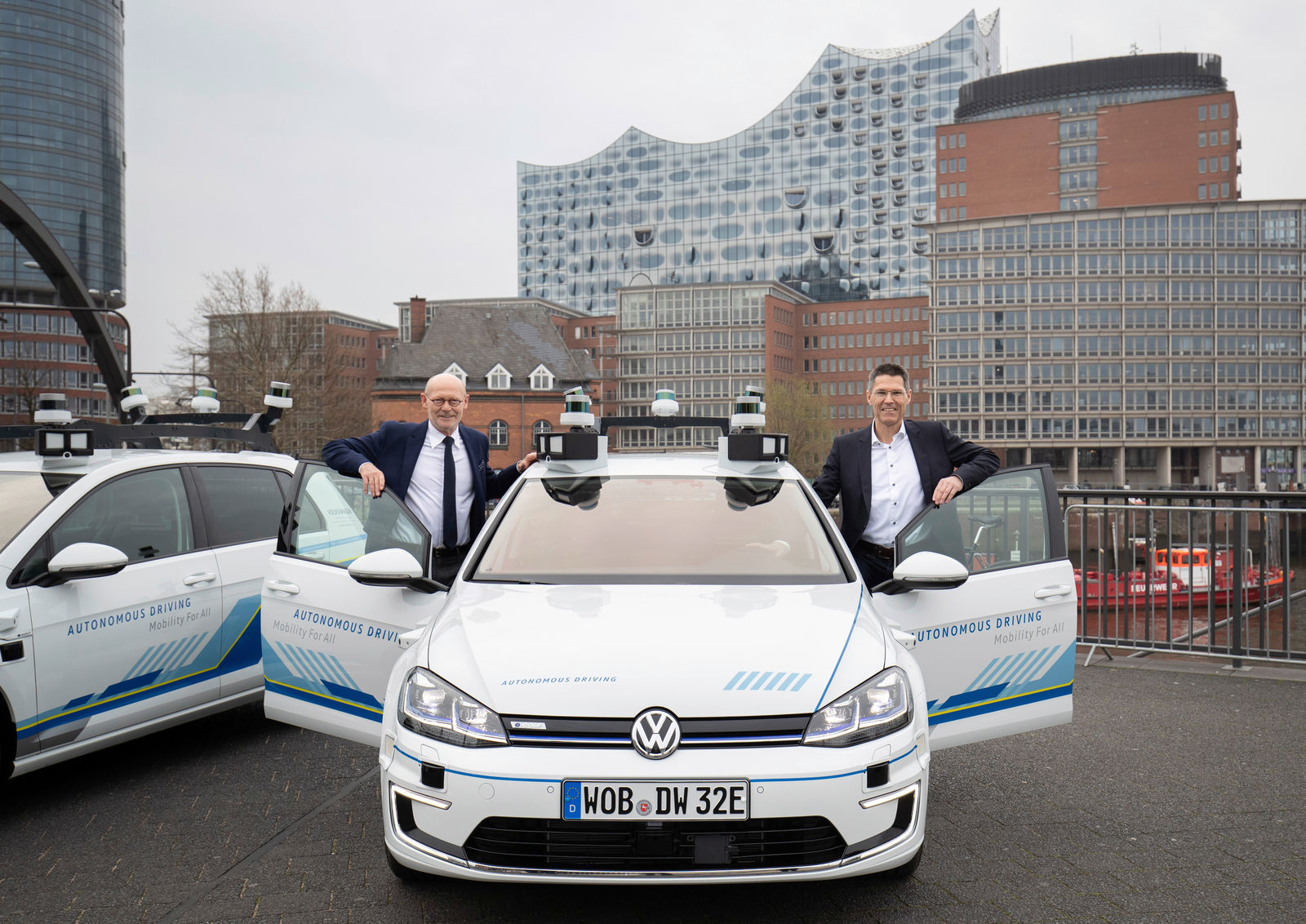 Volkswagen fährt vollautomatisiert in Hamburg